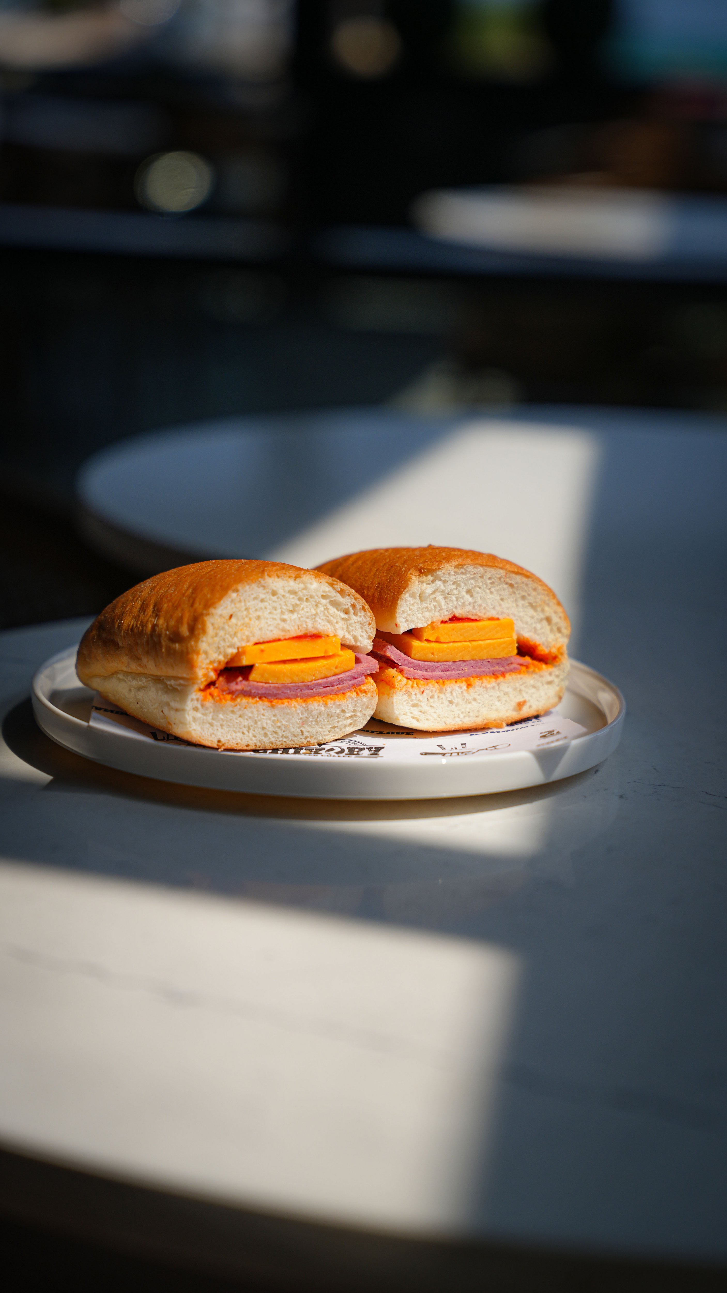 Cheddar Peynirli Dana Jambonlu Panini