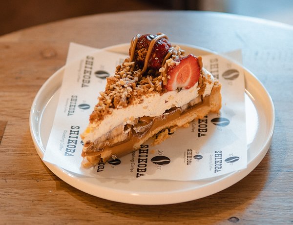 Lotuslu, Çilekli &amp; Muzlu Tart